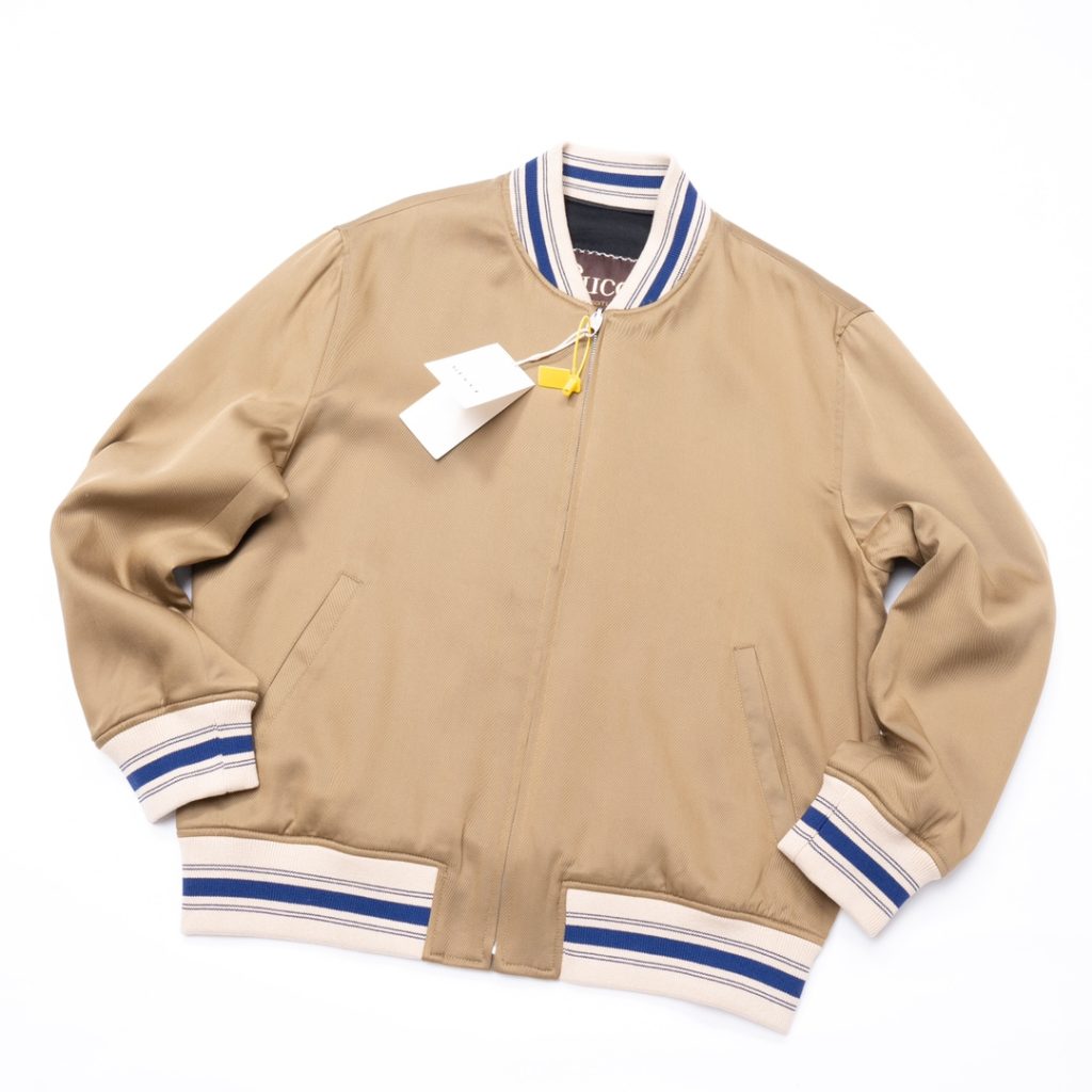 GUCCI (グッチ) 芸能人 リバーシブルスタジャン 激安通販