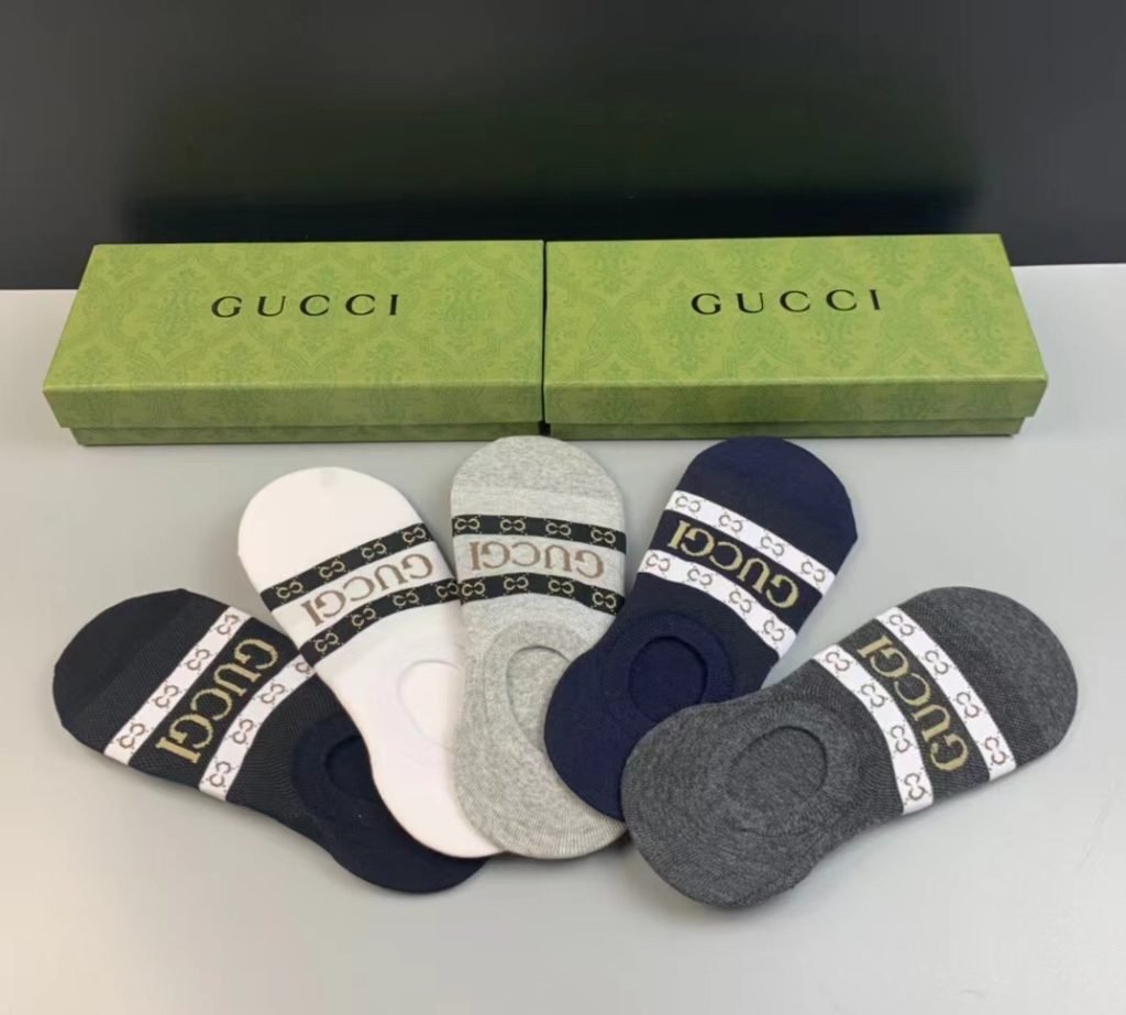 Gucci（グッチ） 激安販売 スーパーコピー Gucci ・古奇❗️ G家の新作メンズステルス靴下