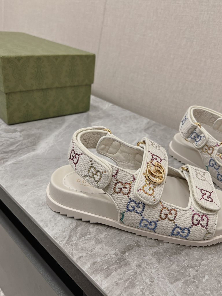 Gucci（グッチ） コピー カップルタイプビーチサンダル定番老布サンダル 激安通販