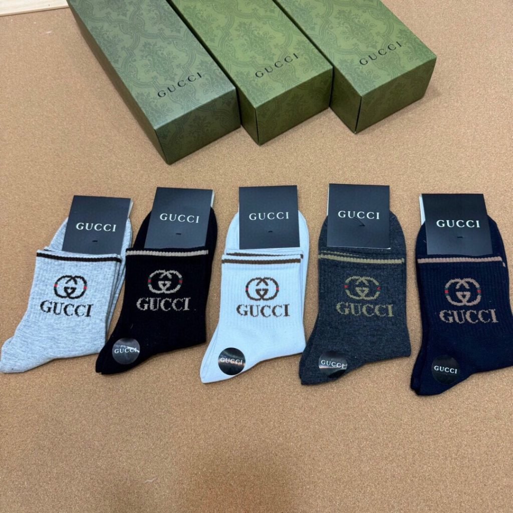 Gucci（グッチ） コピー 特価40 🆕 Gucci ・古奇❗️ G家新品靴下❗️ 【一箱五足】 激安通販 