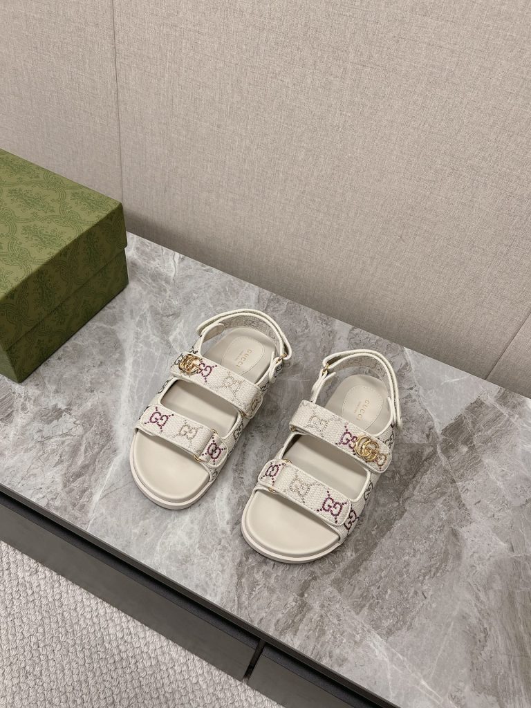 Gucci（グッチ） コピー カップルタイプビーチサンダル定番老布サンダル 激安通販