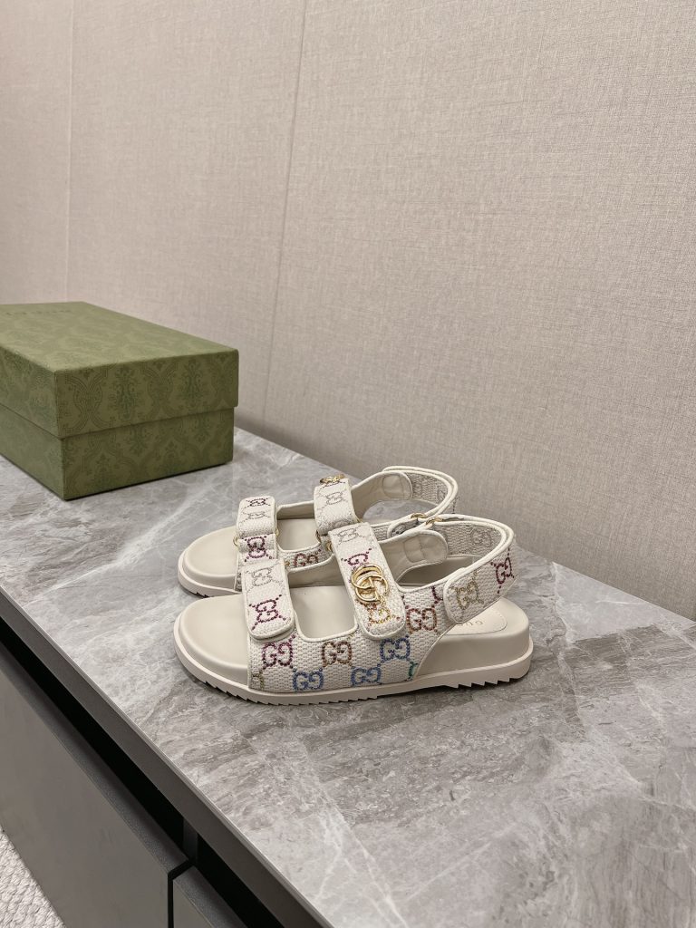 Gucci（グッチ） コピー カップルタイプビーチサンダル定番老布サンダル 激安通販
