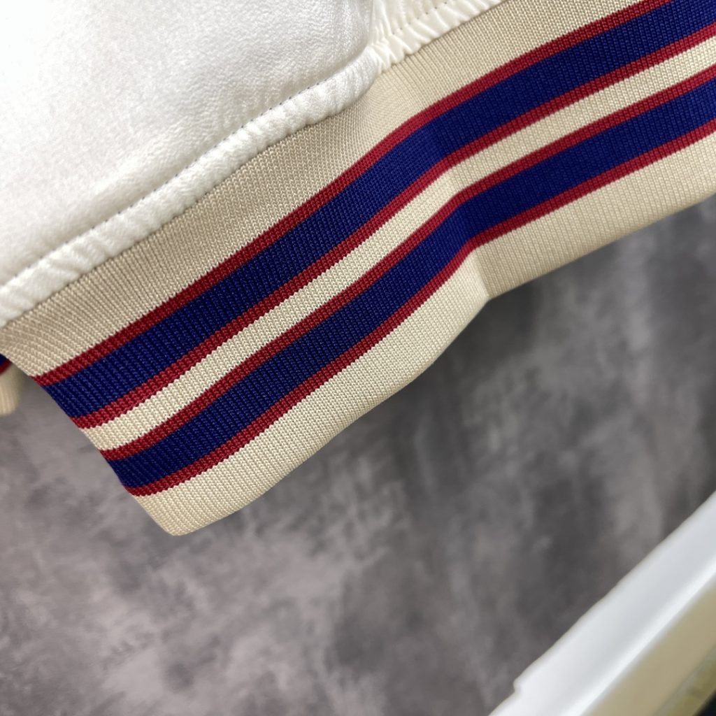 Gucci(グッチ) コピー リバーシブル長袖スタンドカラーブルゾン