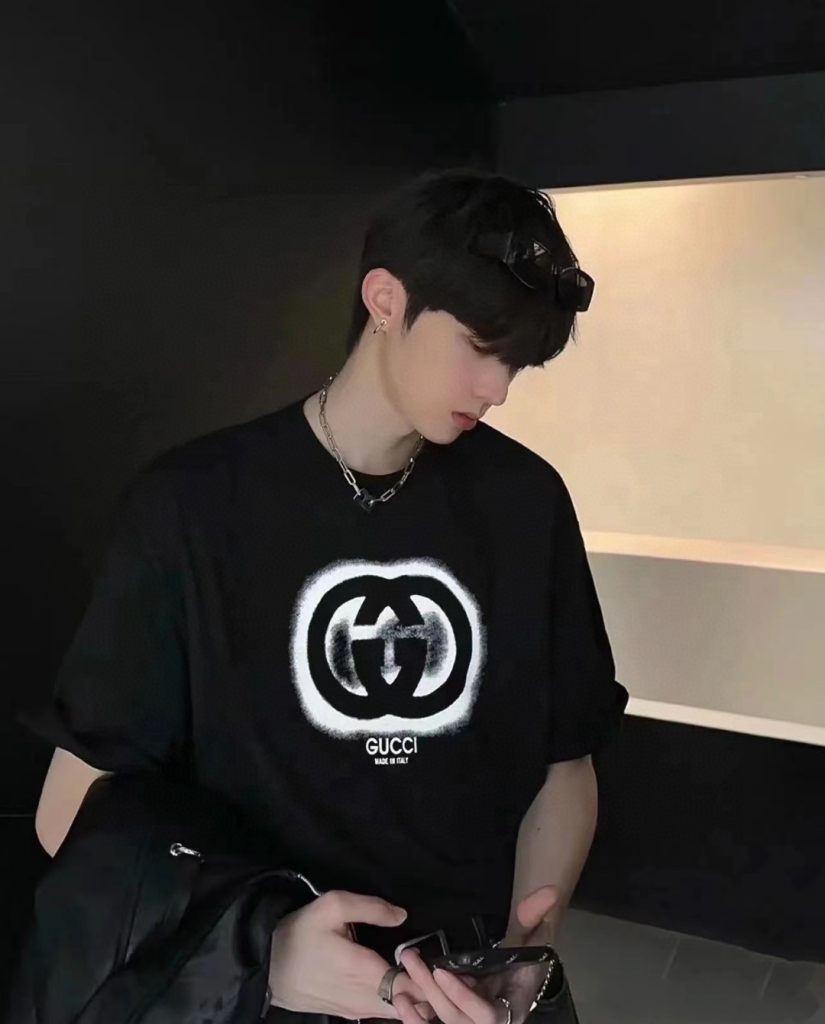 Gucci（グッチ） コピー ダブルGぼかしアルファベットプリント半袖 