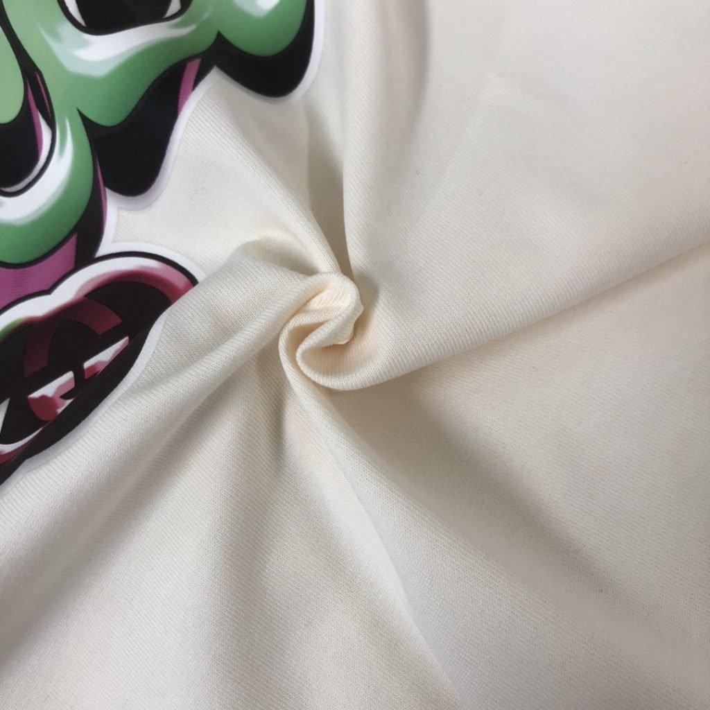Gucci（グッチ）コピー 芸能人  春夏カップルタイプオシャレでカジュアルな半袖Tシャツ 激安通販
