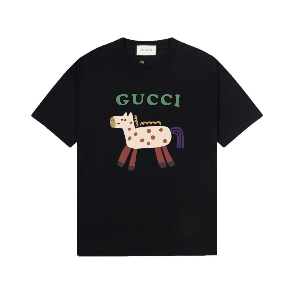 Gucci（グッチ）芸能人スーパーコピー ロゴプリントカジュアル半袖