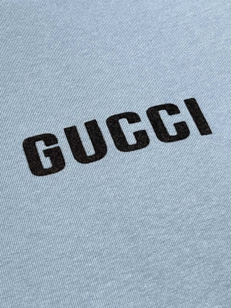 Gucci（グッチ） コピー 刺繍フロッキーアルファベット柄半袖  激安販売