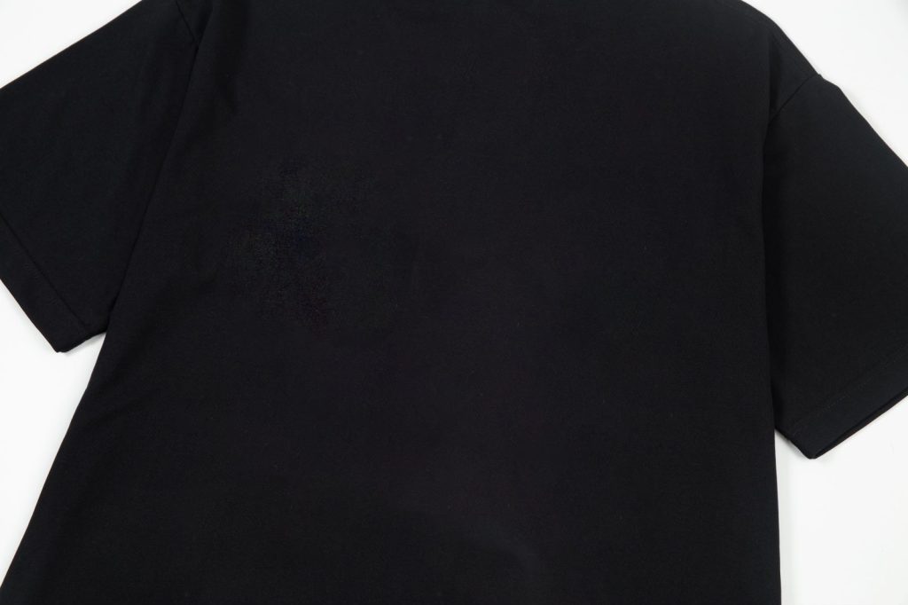 Gucci(グッチ)芸能人スーパーコピー ロゴプリントカジュアル半袖