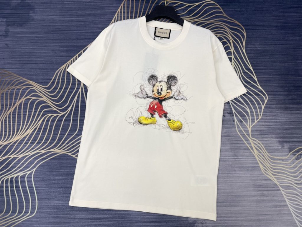 Gucci（グッチ） 春夏新作 激安販売   コピー アルファベットLOGO男女同タイプ半袖
