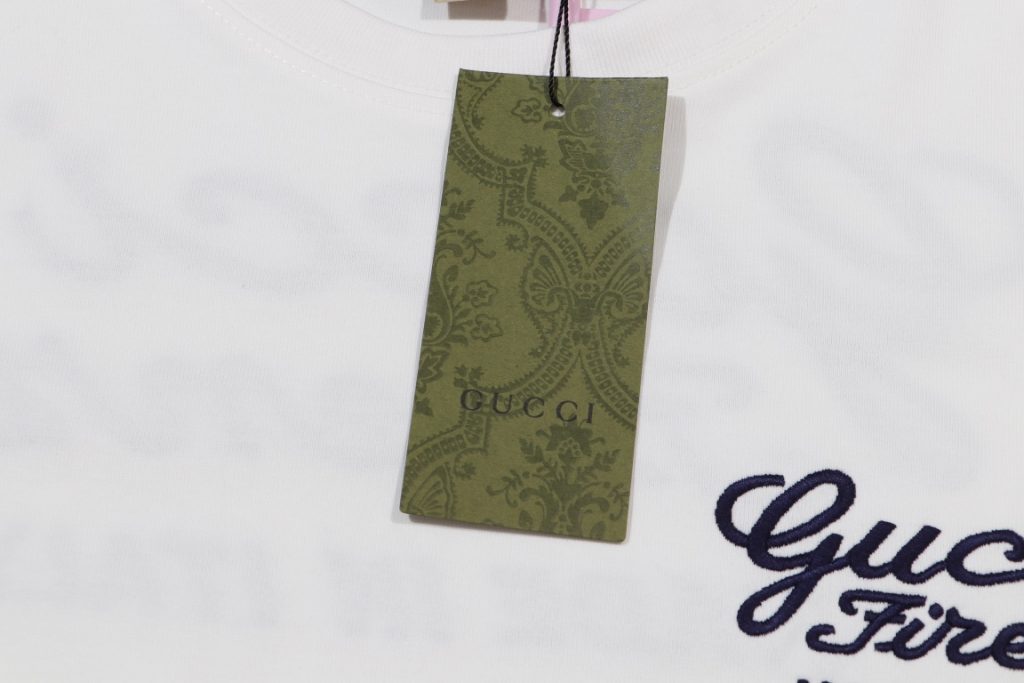 グッチ 刺繍logo コピー ファッションカジュアル半袖Tシャツ