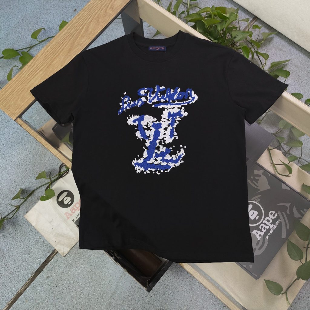 LOUIS VUITTON（ルイヴィトン） 芸能人 偽物  ブルーアルファベット刺繍カジュアルカップル半袖Tシャツ