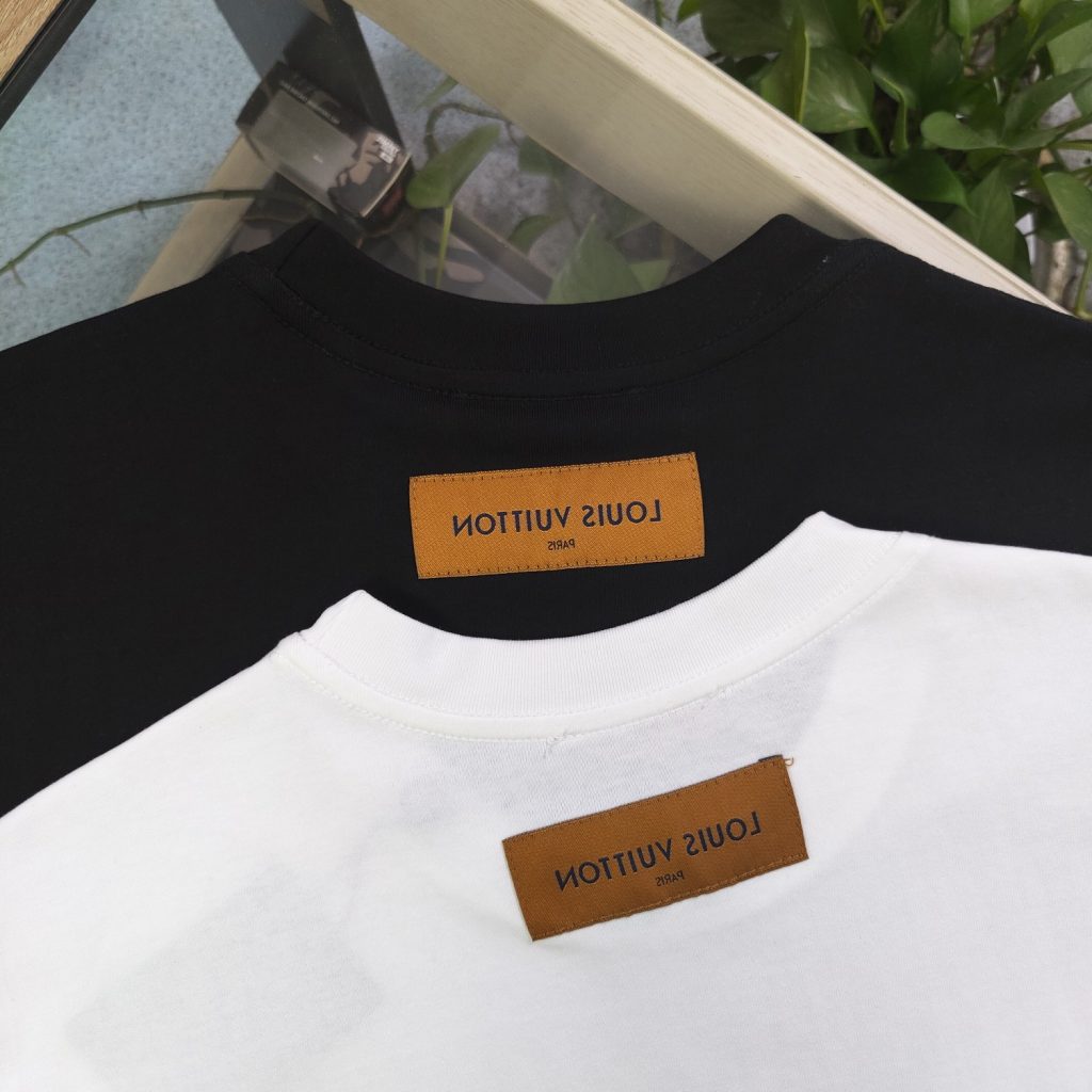 LOUIS VUITTON（ルイヴィトン） 芸能人 偽物  ブルーアルファベット刺繍カジュアルカップル半袖Tシャツ