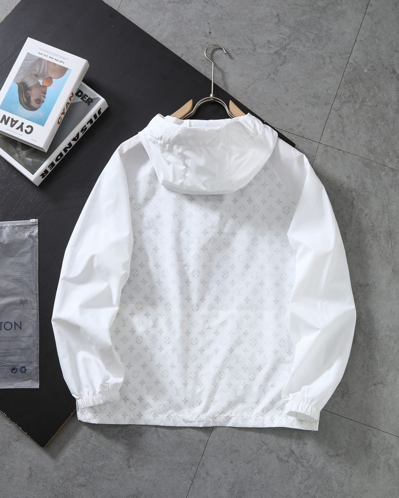 LOUIS VUITTON(ルイヴィトン)2024 新作 n級品 パーカプリントジャカードジャケット 激安通販|スーパーコピーn級優良店 3 LOUIS VUITTON(ルイヴィトン)2024 新作 n級品 パーカプリントジャカードジャケット 激安通販