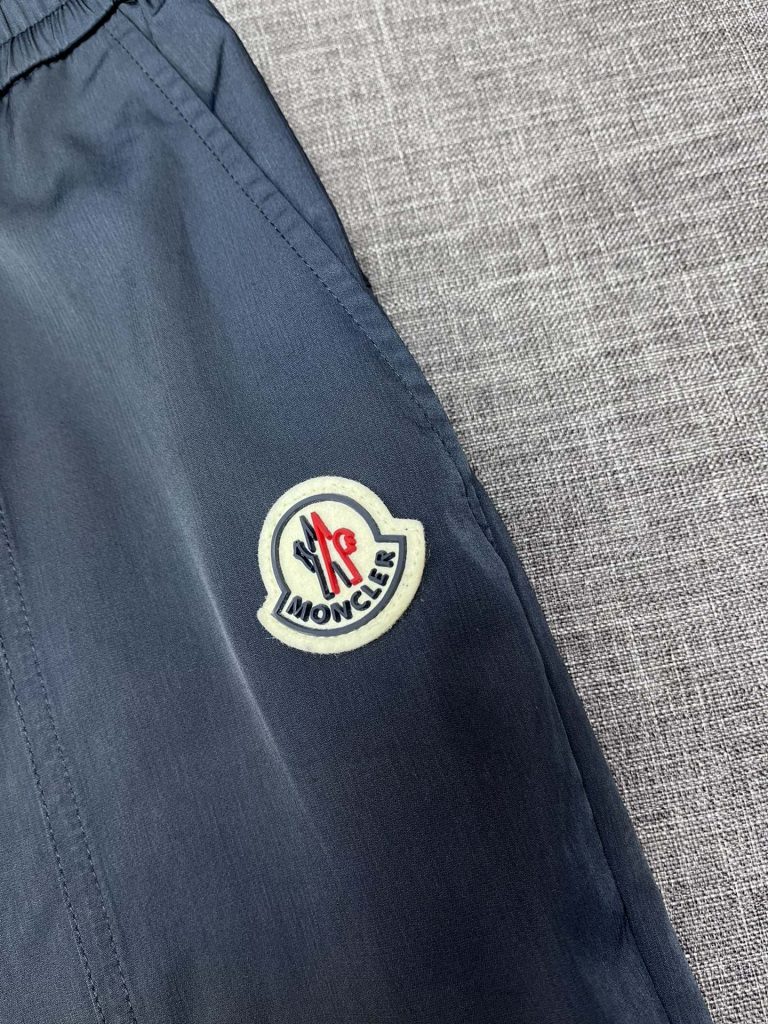 春夏新作モンクレール 偽物 柔らかくて快適なカジュアルジーンズ|スーパーコピーn級優良店 7 春夏新作モンクレール 偽物 柔らかくて快適なカジュアルジーンズ