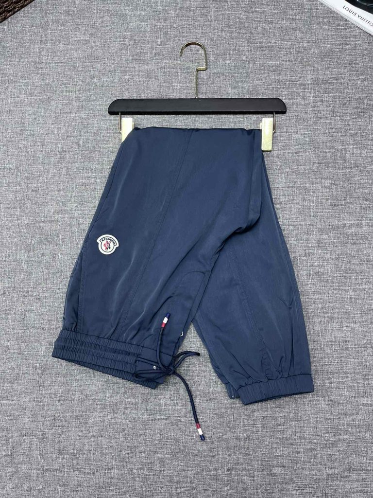 春夏新作モンクレール 偽物 柔らかくて快適なカジュアルジーンズ|スーパーコピーn級優良店 3 春夏新作モンクレール 偽物 柔らかくて快適なカジュアルジーンズ