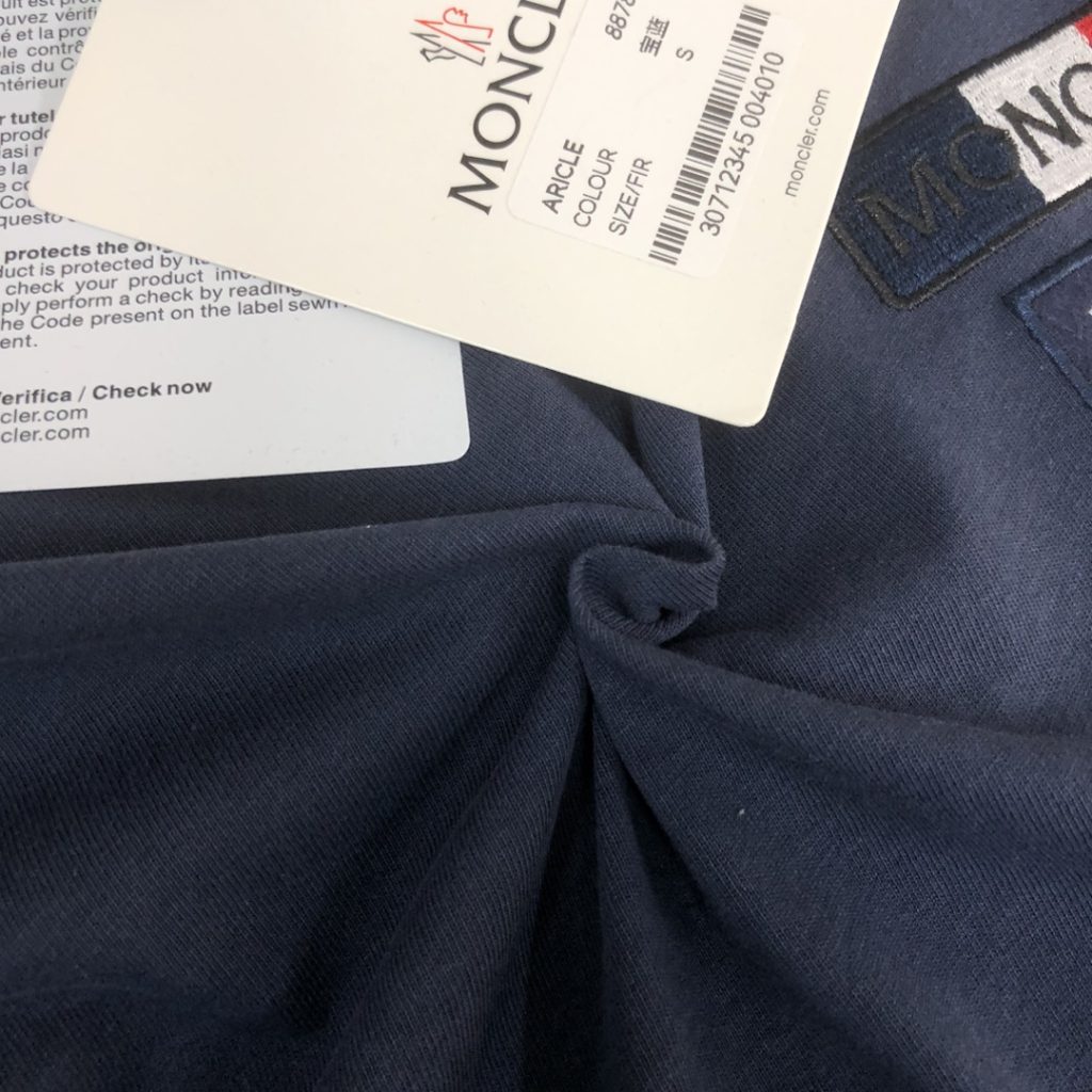 モンクレール n級品 コラボモデル x ADIDAS タイプロゴ刺繍カジュアル半袖Tシャツ