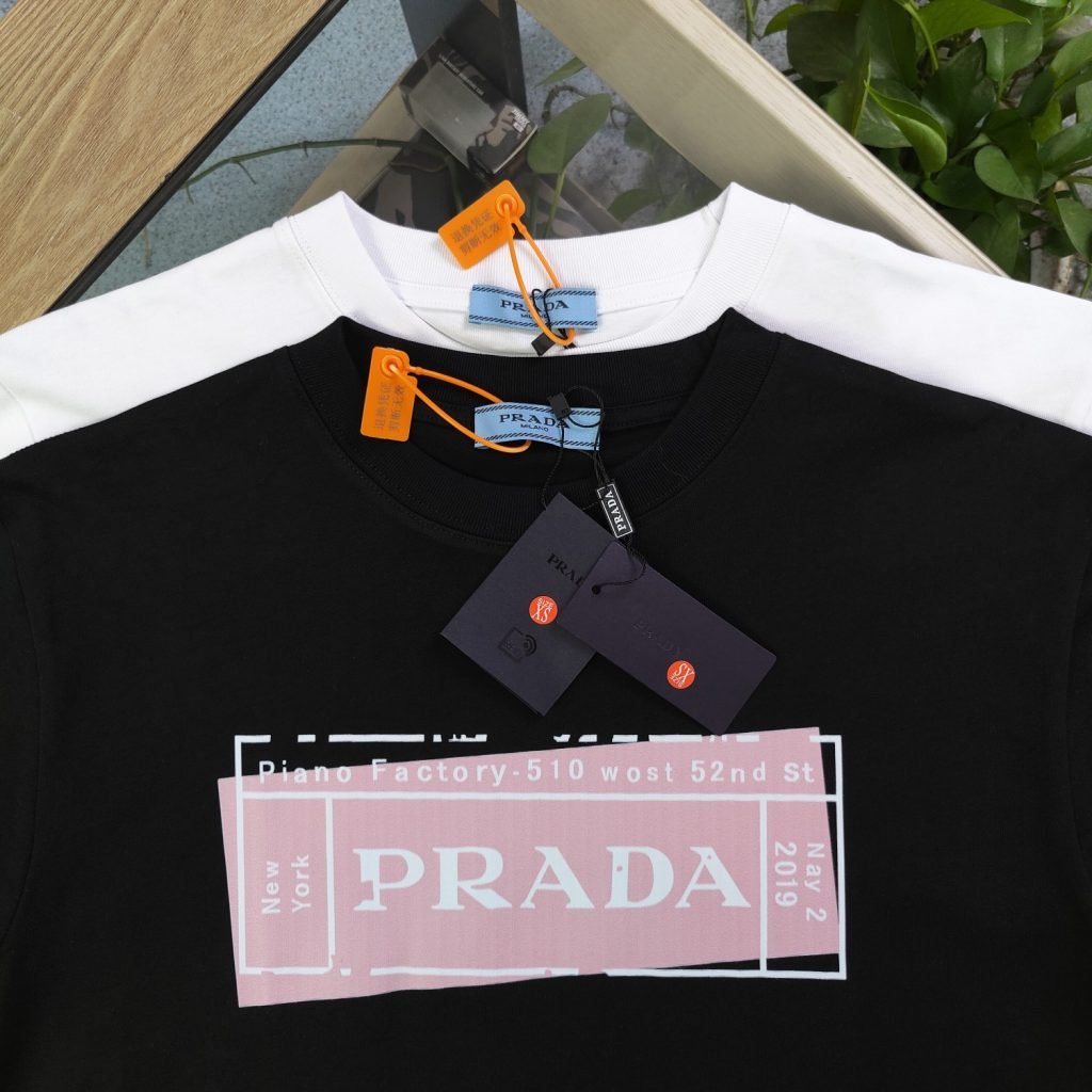 PRADA(プラダ)   入手困難 コピー ロゴアルファベットプリントカップルカジュアル半袖