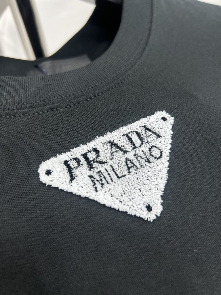 PRADA(プラダ) 芸能人  コピー シンプルなスタイル輸入純綿オシャレでカジュアル半袖 激安販売       