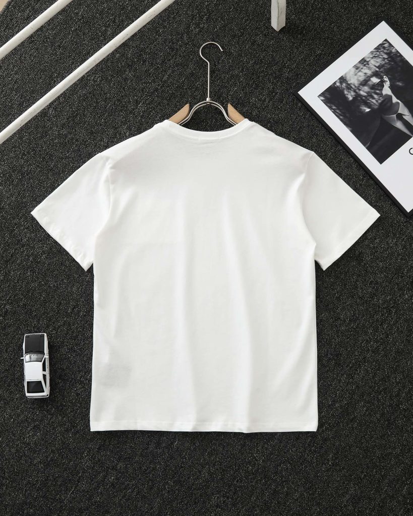 PRADA(プラダ) 激安販売 業界最高い品質 コピー メダリオン柄半袖Tシャツ