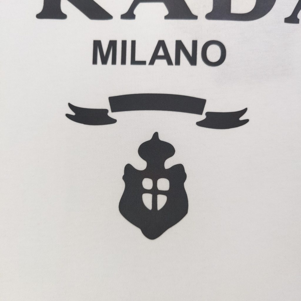 PRADA(プラダ) 入手困難 コピー 定番シンプルなアルファベット柄ロゴプリントカジュアルTシャツ|スーパーコピーn級優良店 7 PRADA(プラダ) 入手困難 コピー 定番シンプルなアルファベット柄ロゴプリントカジュアルTシャツ