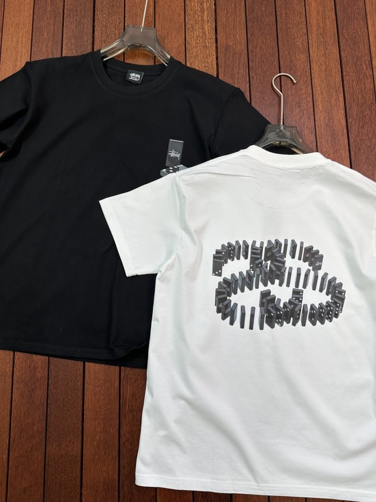 STUSSY(ステューシー)   コピー ドミノ柄プリント半袖Tシャツ  激安通販