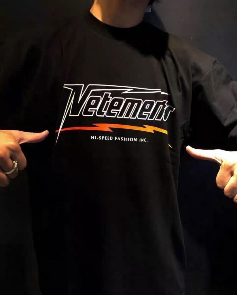 Vetements(ヴェトモン)  コピー  春夏新作アルファベットロゴプリントカジュアル半袖Tシャツ 激安通販