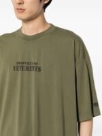 Vetements(ヴェトモン) 芸能人 偽物 ロゴプリントオシャレカジュアル半袖Tシャツ