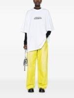 Vetements(ヴェトモン) 芸能人 偽物 ロゴプリントオシャレカジュアル半袖Tシャツ