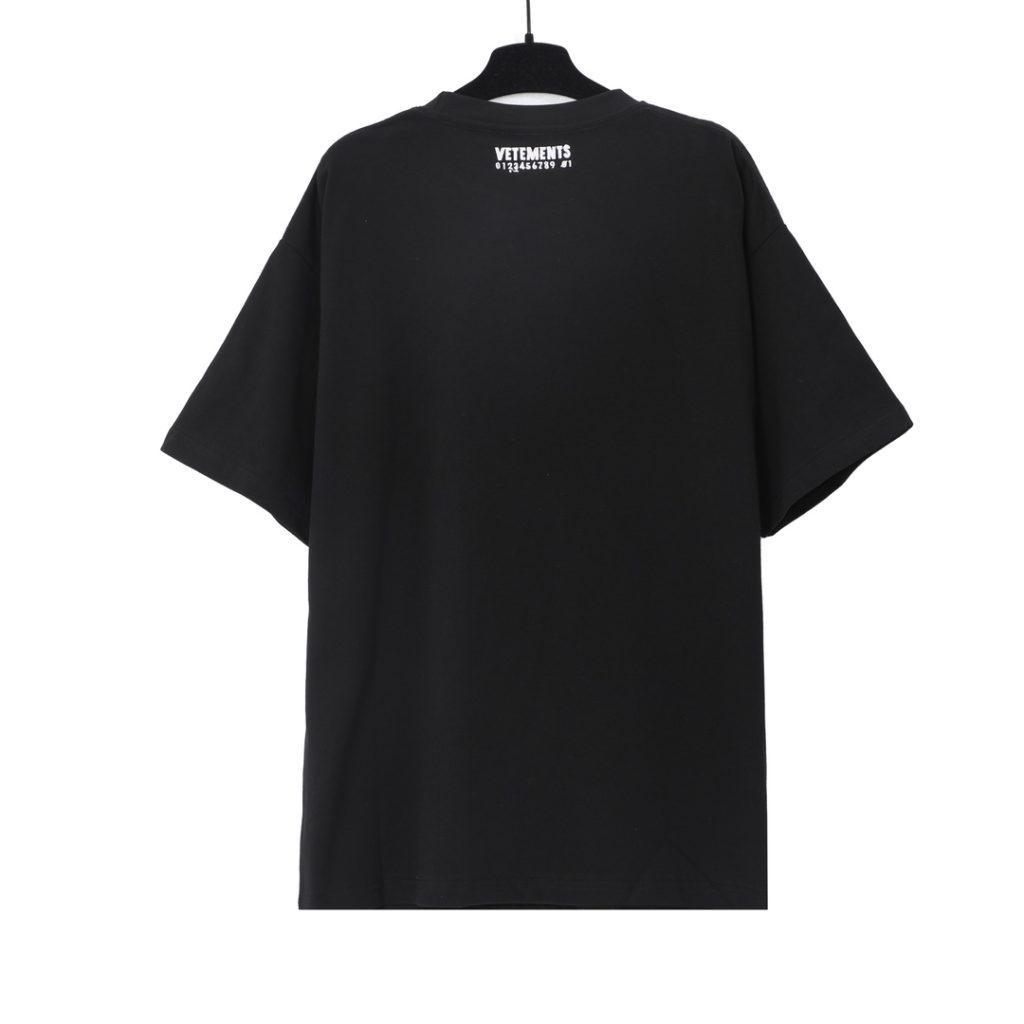 VETEMENTS(ヴェトモン)コピー 激安販売 アメリカンファッション男女ゆったり半袖Tシャツ