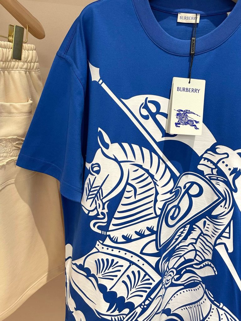 低価直輸入専門店 バーバリー アイキャッチ 騎兵プリント半袖Tシャツ