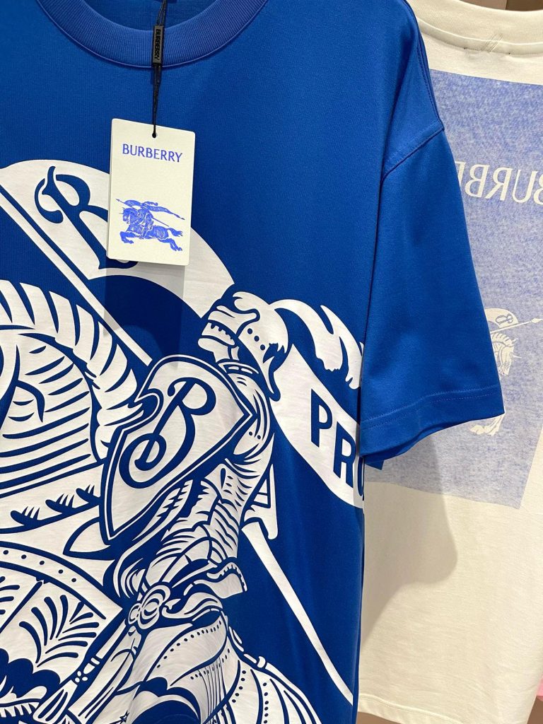 低価直輸入専門店 バーバリー アイキャッチ 騎兵プリント半袖Tシャツ