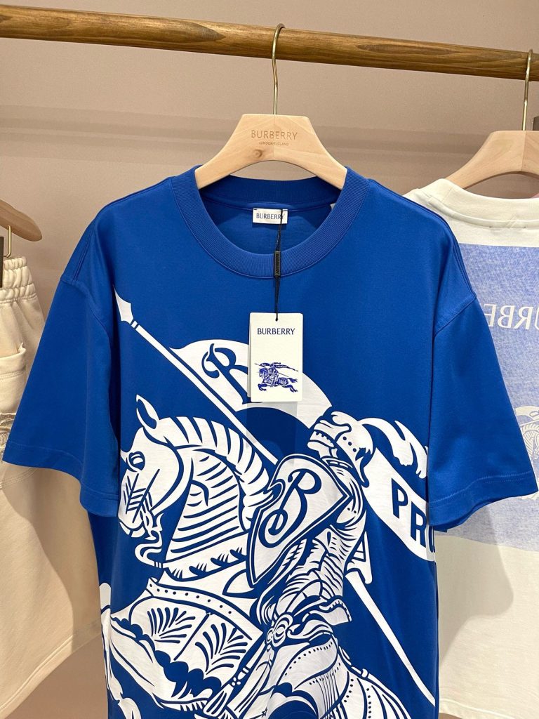 低価直輸入専門店 バーバリー アイキャッチ 騎兵プリント半袖Tシャツ