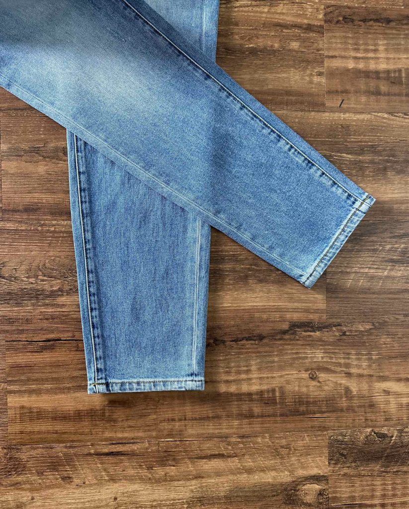 フェンディ n級品  入手困難 アルファベット刺繍ロゴカジュアルジーンズ