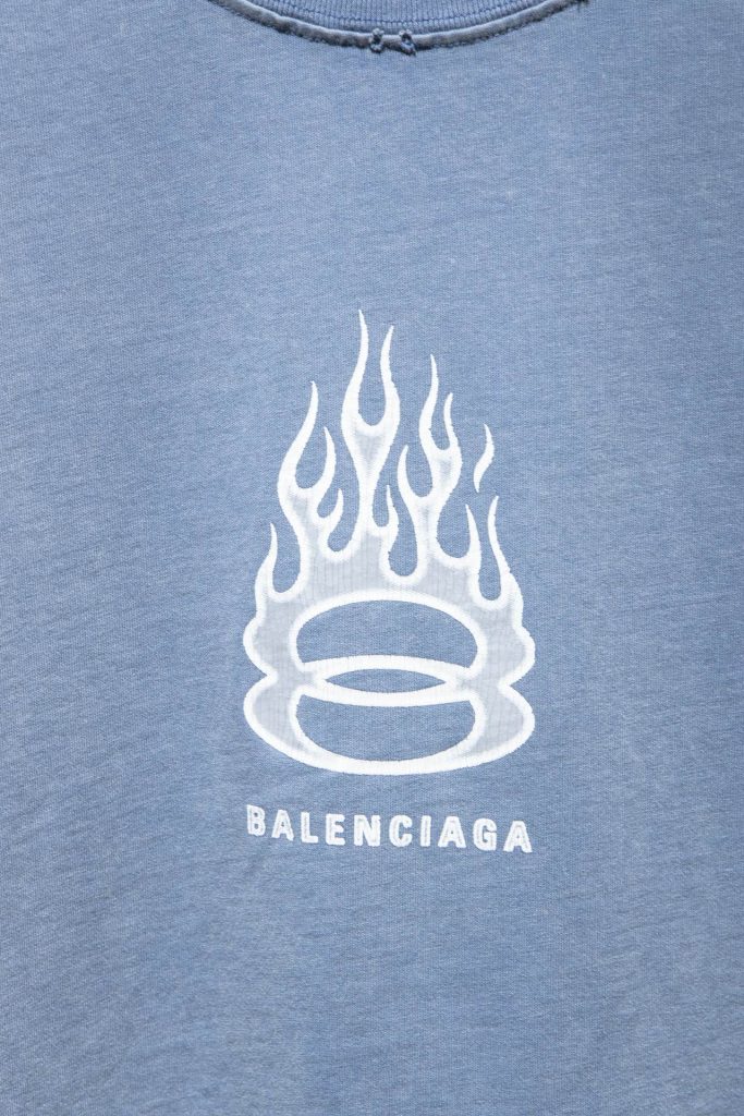 激安大特価最新作 バレンシアガ 偽物 炎プリント刺しゅうカジュアル半袖Tシャツ 激安通販