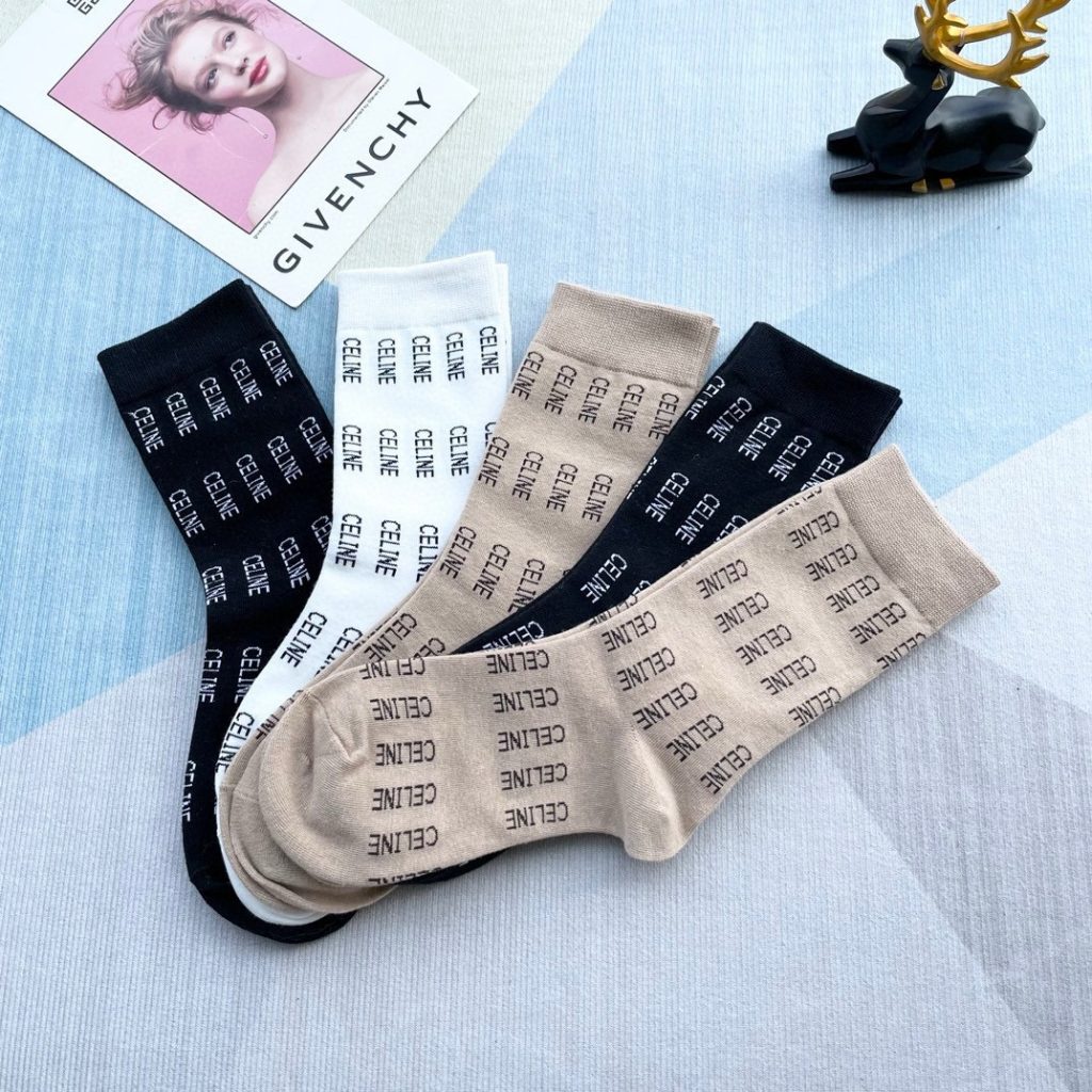 激安販売セリーヌ スーパーコピー 人気新作通気防臭ソックス