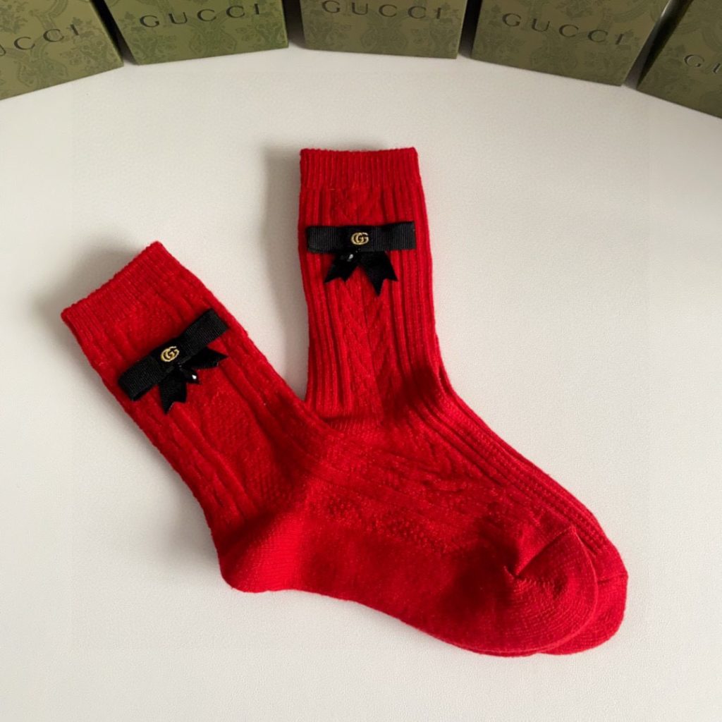 今季欲しい  グッチ  スーパーコピー業界最高い品質   靴下 防臭 吸汗 抗菌 