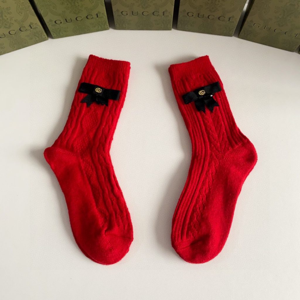 今季欲しい  グッチ  スーパーコピー業界最高い品質   靴下 防臭 吸汗 抗菌 
