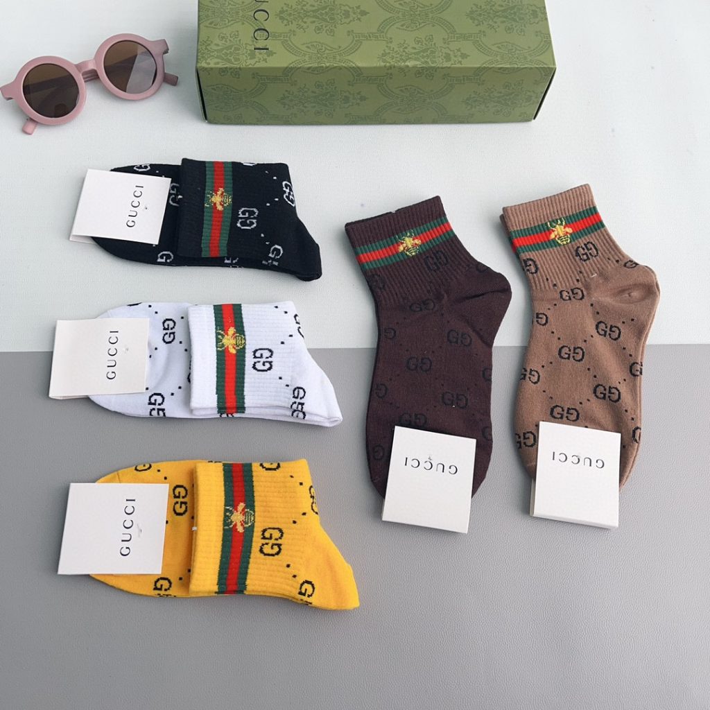 HOT100%新品 グッチ 業界最高い品質 コピー 吸汗防臭綿100%ソックス