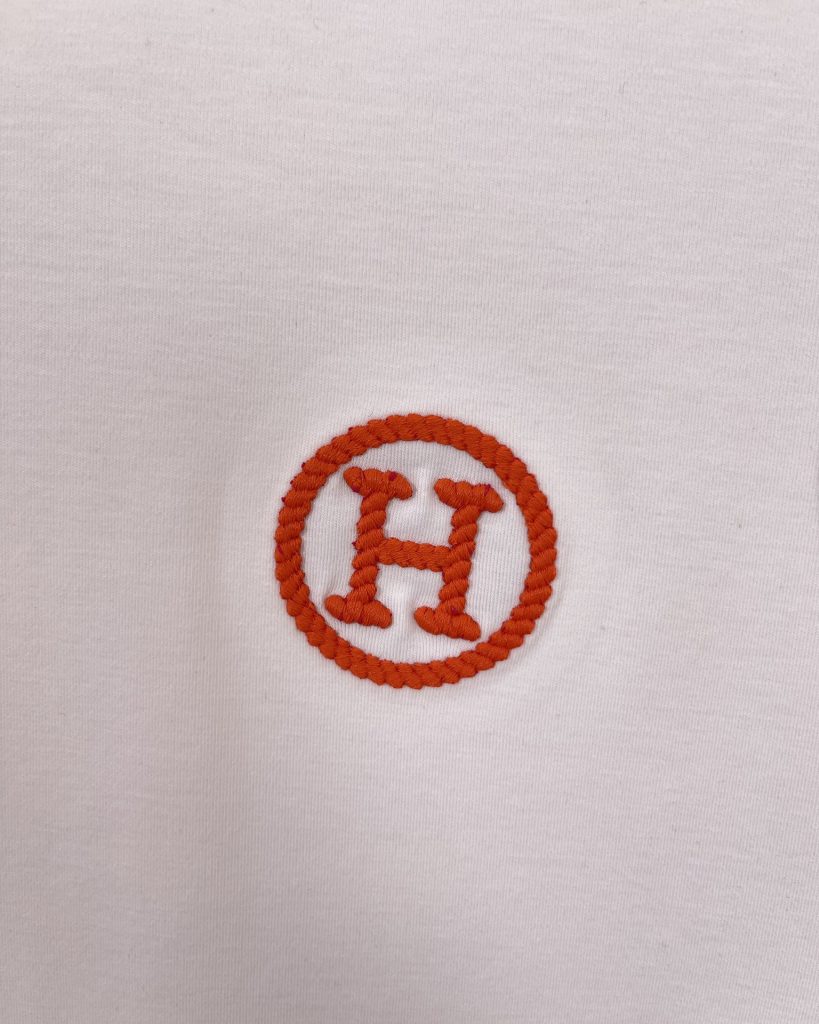  エルメス スーパーコピー繊細で柔らかい刺繍カジュアル半袖Tシャツ