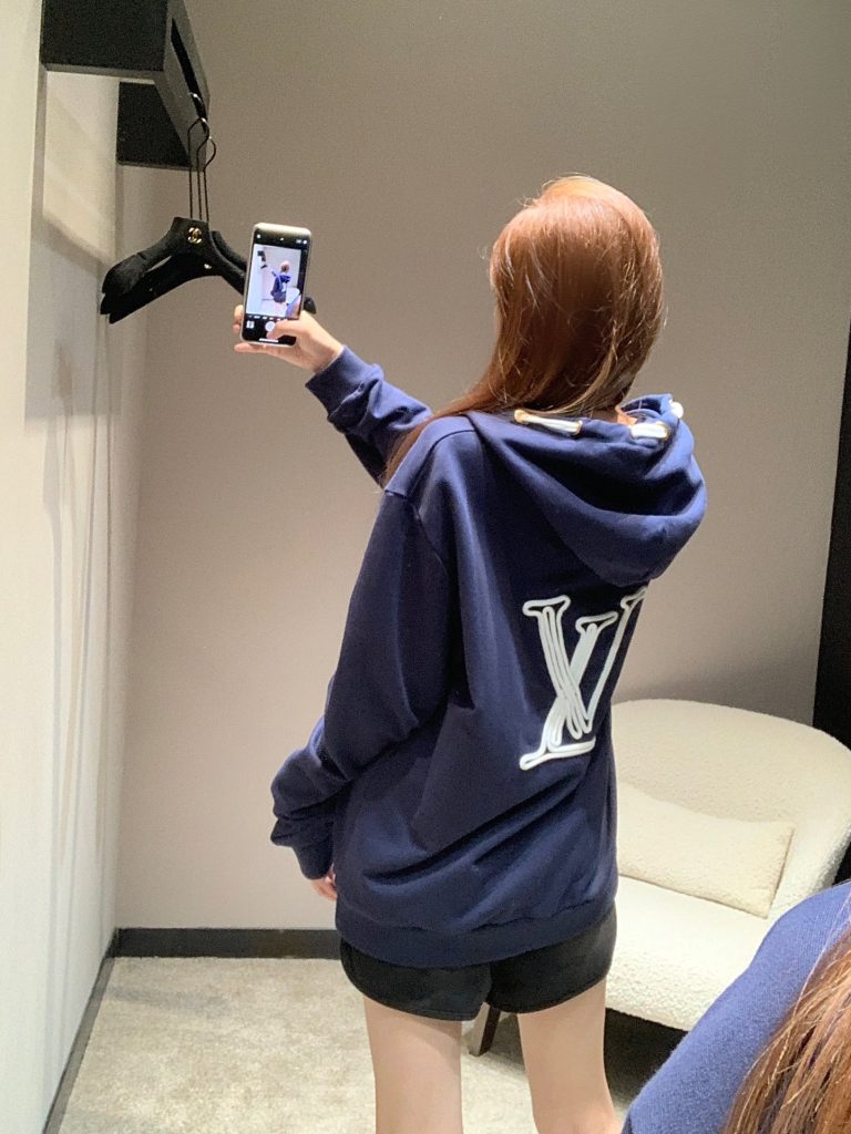 ルイヴィトン コピー レトロ アルファベットプリントフード付きスウェットパーカー