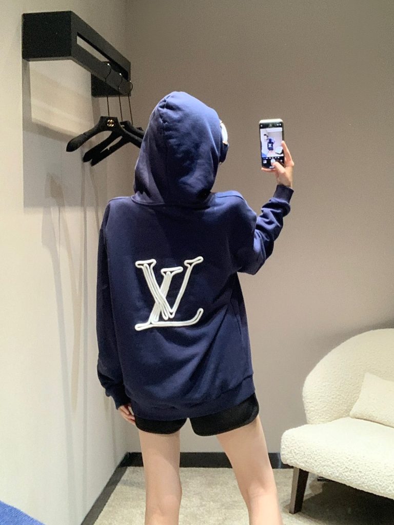 ルイヴィトン コピー レトロ アルファベットプリントフード付きスウェットパーカー