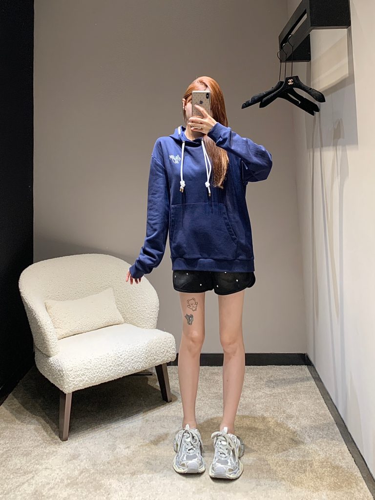 ルイヴィトン コピー レトロ アルファベットプリントフード付きスウェットパーカー