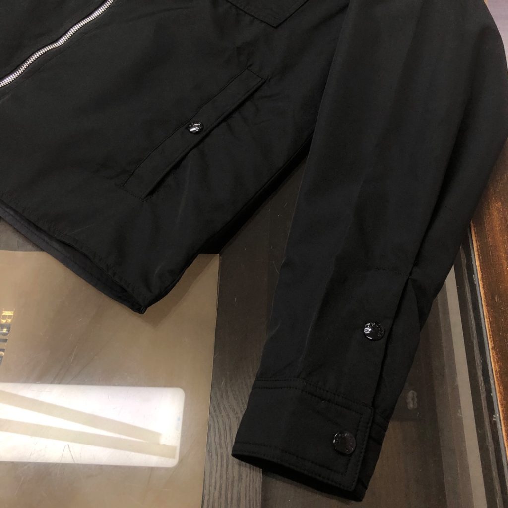 人気新作モンクレール  コピー スキッパーシャツジャケットコート