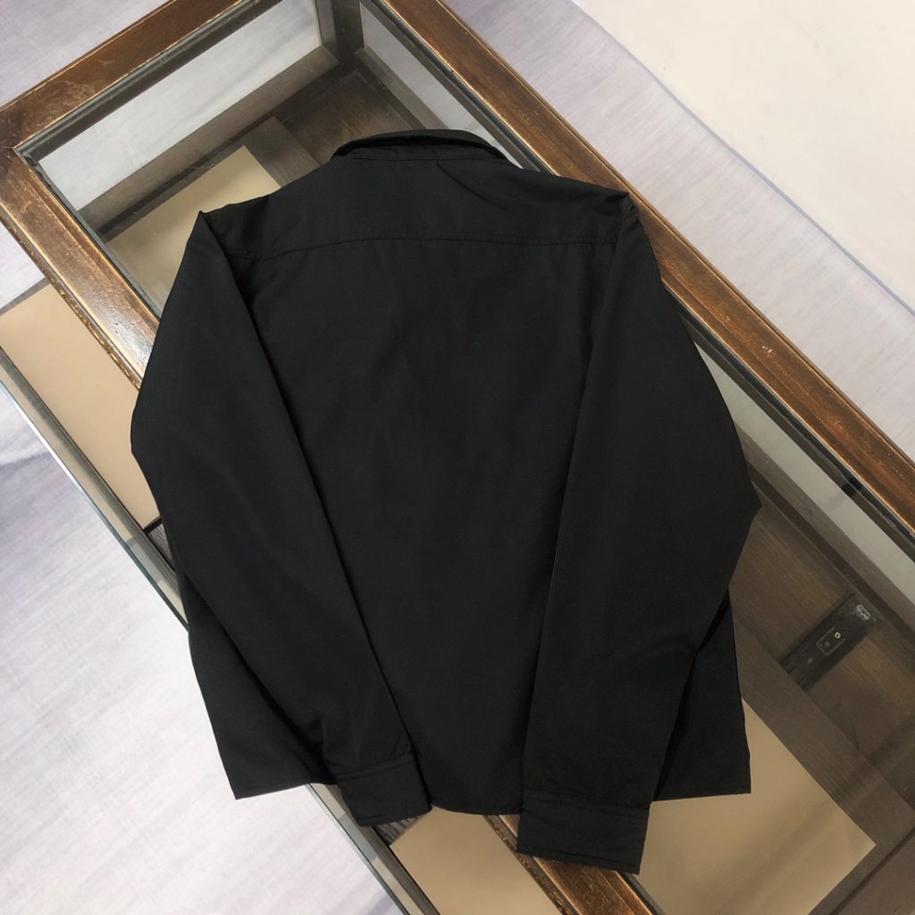 人気新作モンクレール  コピー スキッパーシャツジャケットコート