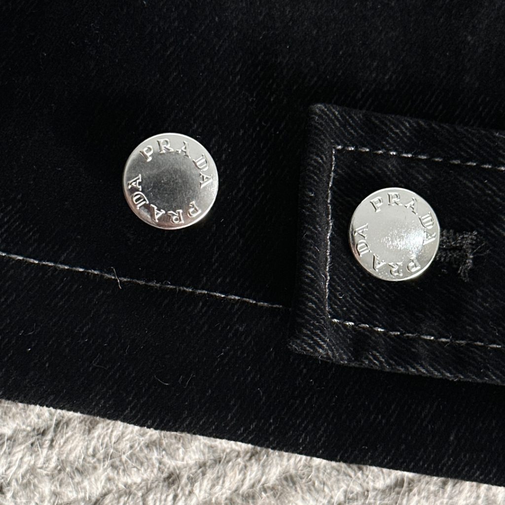 プラダ コピー 新作高級ベルベット純綿デニムジャケット|スーパーコピーn級優良店 6 プラダ コピー 新作高級ベルベット純綿デニムジャケット