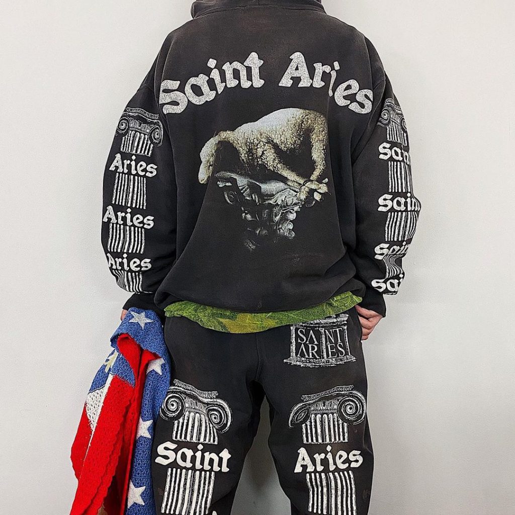 HOT100%新品 激安通販   セントマ イケル  レトロ カジュアルフード付きパーカー