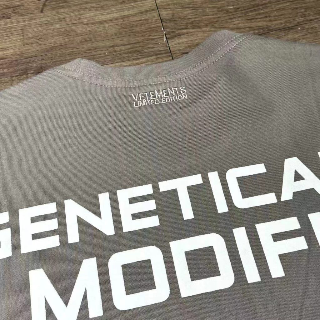 入手困難 ヴェトモン スーパーコピー 優良サイト 口コミレトロ ファッション プリントカジュアル半袖Tシャツ 激安販売