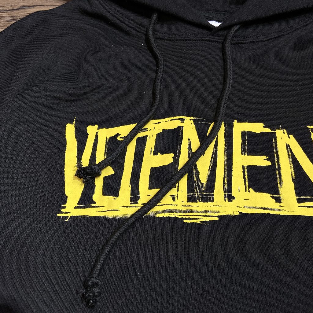 品質保証新作登場 ヴェトモン 偽物アメリカンスタイルアルファベットプリントフード付きパーカー
