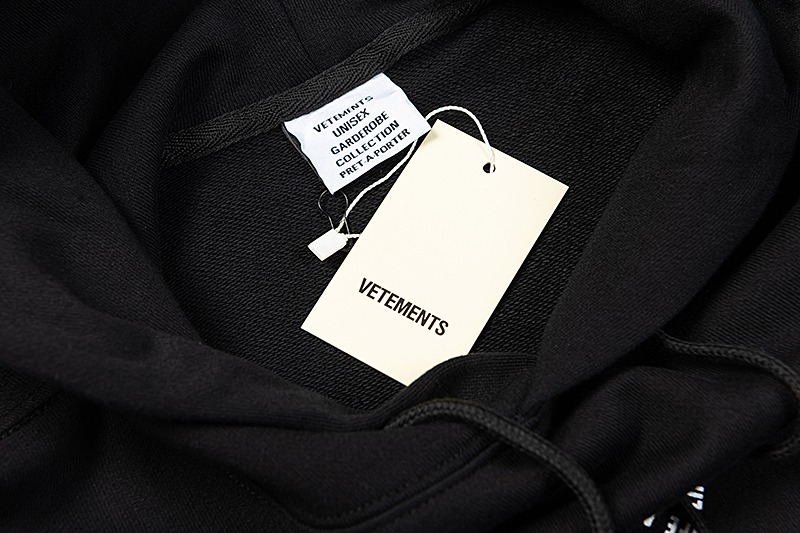 個性的 魅力的 心地よい コットン素材 ヴェトモン 偽物 フード付きパーカー