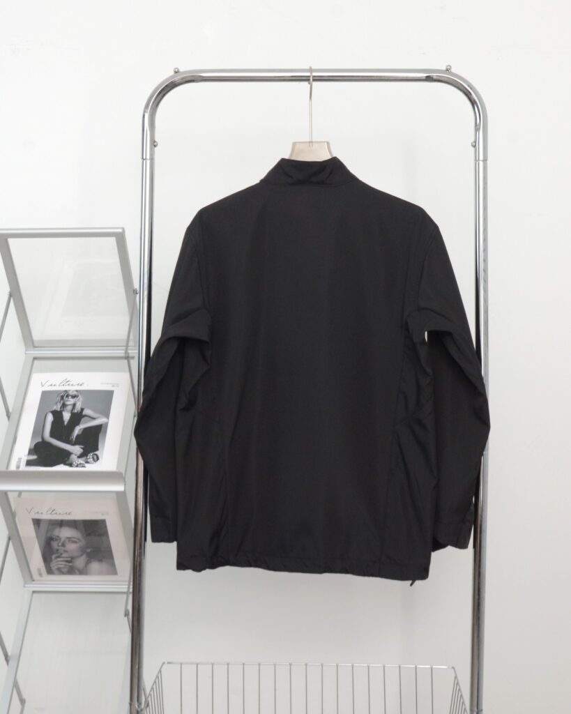 最安値人気 激安通販 アークテリクス n級品 ペアタイプのフード付きジャケット!